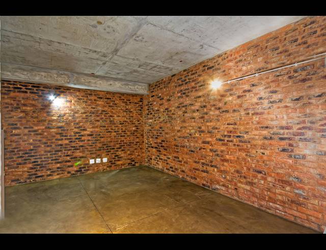 0.5 BEDROOM APARTMENT FOR SALE IN MABONENG